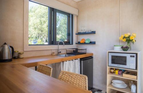 Clyde House | The Cottage - Springvale
