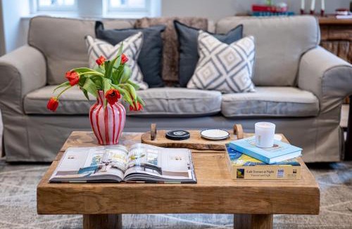 Livingston Apartment | The Doocot - A Beautiful Countryside Cottage