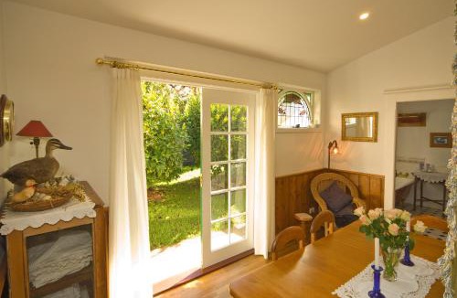 Burnie Bed & Breakfast | The Duck House