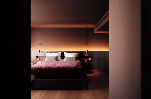 Khalandrion Hotel | The Fiction