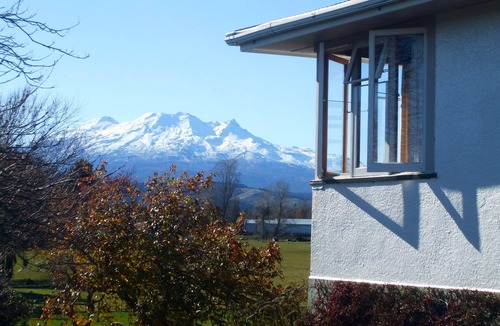 Ohakune Cottage | The Field House - Ohakune Holiday Home