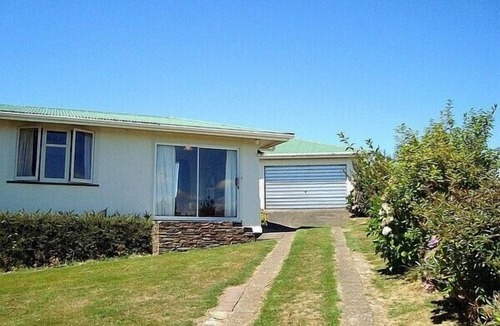 Ohakune Cottage | The Field House - Ohakune Holiday Home