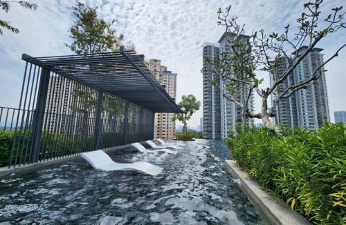 Kampung Puah Seberang Apartment | The Gallery @ Pano Jln Ipoh -MRT. S/Check-In. Free Parking