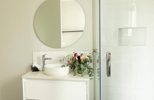 Clevedon House | The Gatehouse