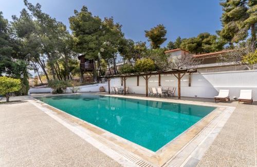 Loutra Oraias Elenis House | The House of Gratitude - Poolside Retreat