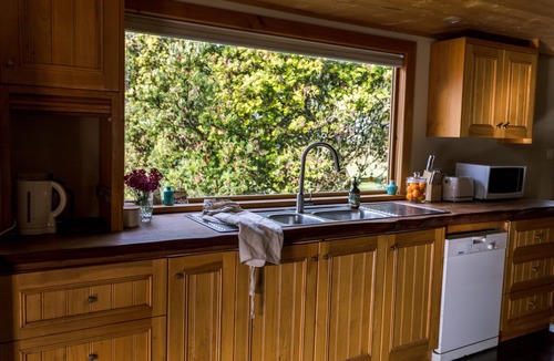 Southport Cottage | The Jetty House Cottage - a Cabin by the sea