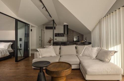Ioannina Apartment | The Lake Loft