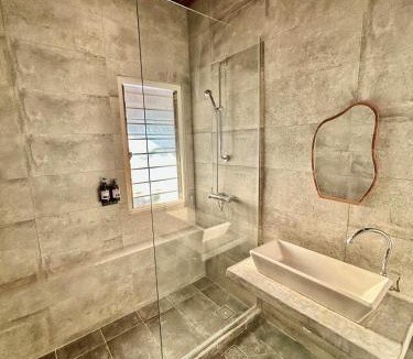 Kuala Lumpur House | The Little Bali - 6Room - 18Pax