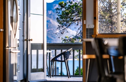 Coles Bay House | The Lookout