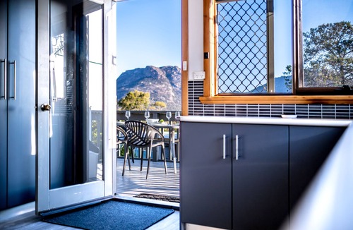 Coles Bay House | The Lookout