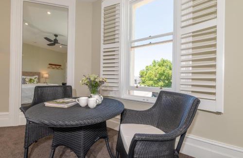 Clyde Bed & Breakfast | The Lord Clyde