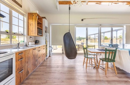 Te Horo Apartment | The Mars Barn, Sauna, Stars & Serenity