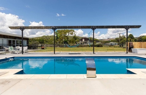 Te Horo Apartment | The Mars Barn, Sauna, Stars & Serenity