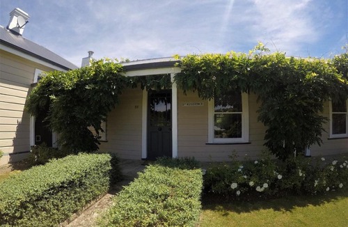Naseby Bed & Breakfast | The Old Doctors Residence