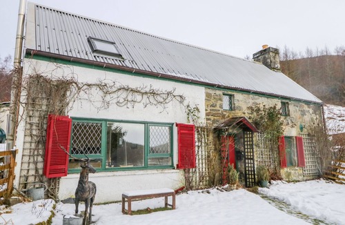 Beauly Cottage | THE OLD MILL, pet friendly, character holiday cottage in Cannich