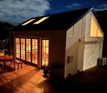 South Hobart Apartment | The Orangerie