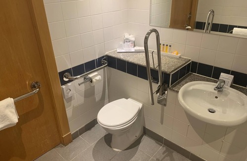 Kilmaurs Hotel | The Park Hotel