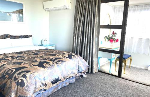 Oamaru Apartment | The Penguins Nest 1