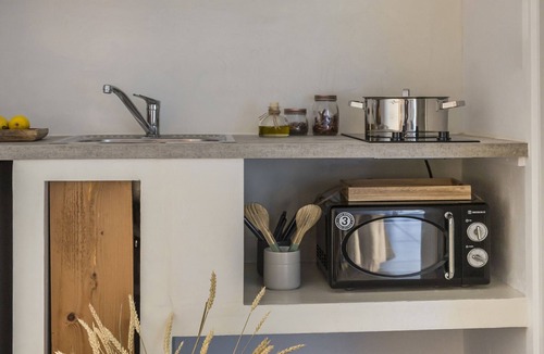Lassi Apartment | The perfect choice for a family or a group of friends close to the best beaches
