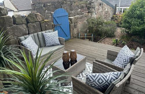 Johnshaven House | The Place