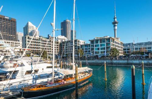 Auckland Central Business District Apartment | The Quays - Auckland Viaduct