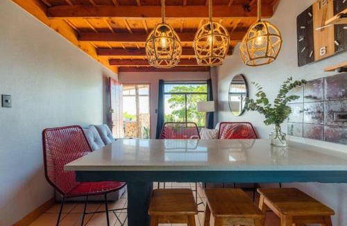 San Ramon Apartment | The Red Door Mountain Cabin