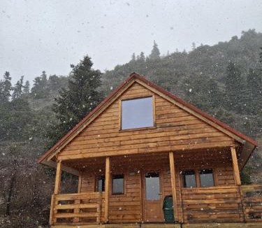 Kefalochori Ski Chalet | The Sam's house