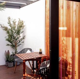 Hobart Central Business District Villa | The Shed