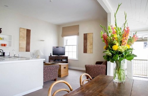 Wellington Apartment | The Terrace Villas - Executive Apts