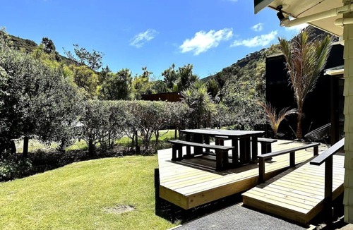 Piha House | The Waterfall House