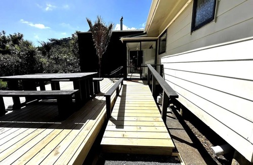 Piha House | The Waterfall House