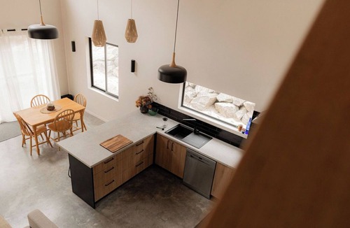Four Mile Creek Apartment | The Wilds – Beach & Bush