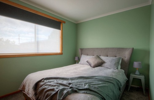 Waratah Villa | The Wombat Burrow - Waratah. For Cradle Mountain & Tarkine.