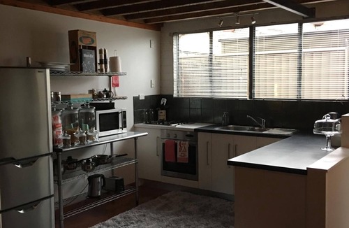 Clyde House | The Workshops Clyde Accommodation