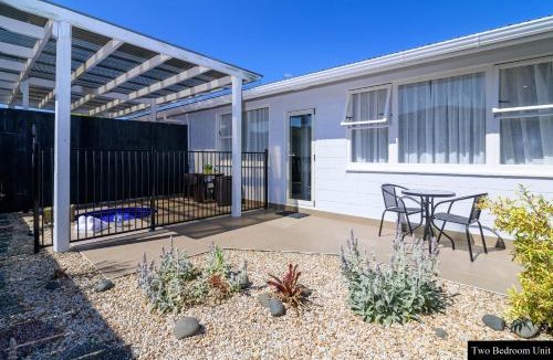 Fenton Street Hotel | Thermal Oak Motel
