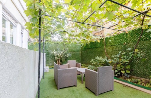 Osmanbey Apartment | This apartment is a 2 bedroom(s), 2 bathrooms, located in Şişli, İstanbul.