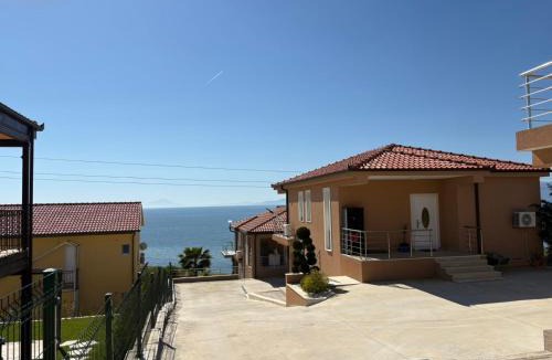 Amphipolis Villa | Three-Bedroom Luxury Villa