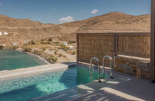 Kithnos Apartment | Thrilling Kythnos Suite | Rhodesia Suite | Breathtaking Sea Views | Private.