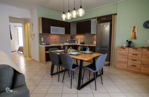 Aigaleo Apartment | Thyme Out - Modern Apartment in Egaleo-Athens