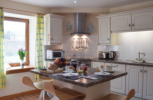 Weem Cottage | Tigh Craggan - UK10203