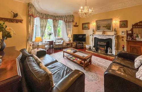 Aberfeldy House | Tigh N Eilean