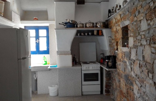 Megas Yialos-Nites Cottage | Tinos traditional rural house in an authentic village
