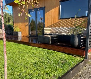 Lowburn House | Tiny home with mountain and orchard views