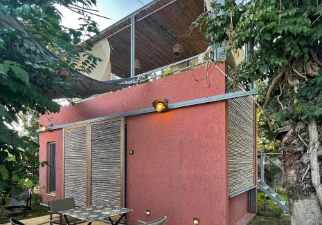 Kourouta House | Tiny House-Designed for rest, built for two