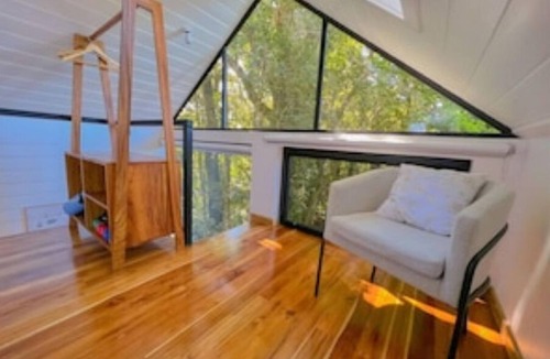 Sierra Cabin | Tiny House in the Cloud Forest, Hot Tub & Fireplace