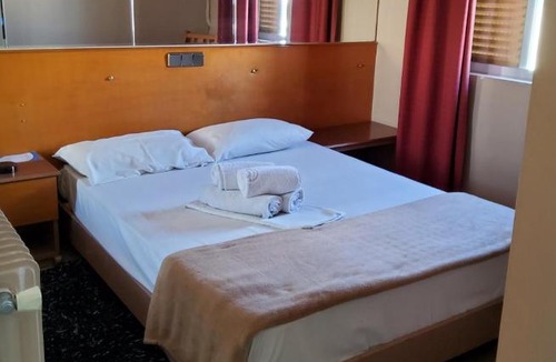 Chaidari Hotel | Tivoli