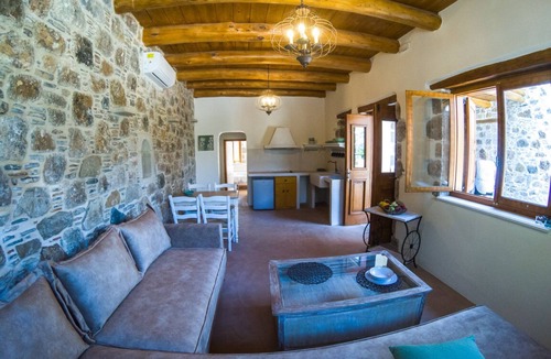Moni House | To Spiti Mas 2 in Moni