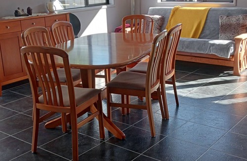 Whakatane House | Top Spot. Very central to town and all amenities. A 10 minute drive to Ohope,