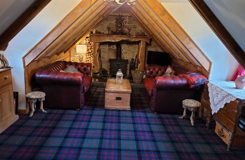 Dalry Cottage | Traditional 2-Bed Cottage in Dalry