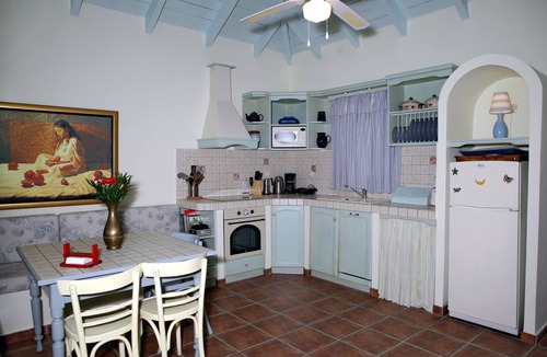 Argostoli Villa | Traditional, family friendly country villa with private pool